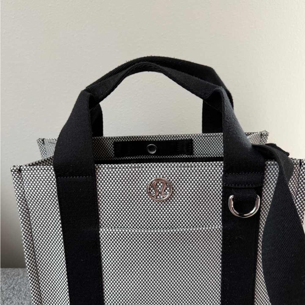 Two-Tone Canvas 4.5L Lululemon - Picture 5 of 8